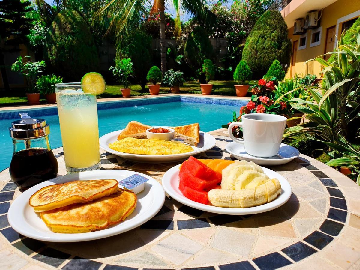 מנאגווה Hotel Los Pinos מראה חיצוני תמונה