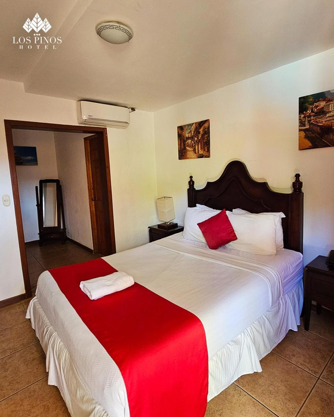 מנאגווה Hotel Los Pinos מראה חיצוני תמונה