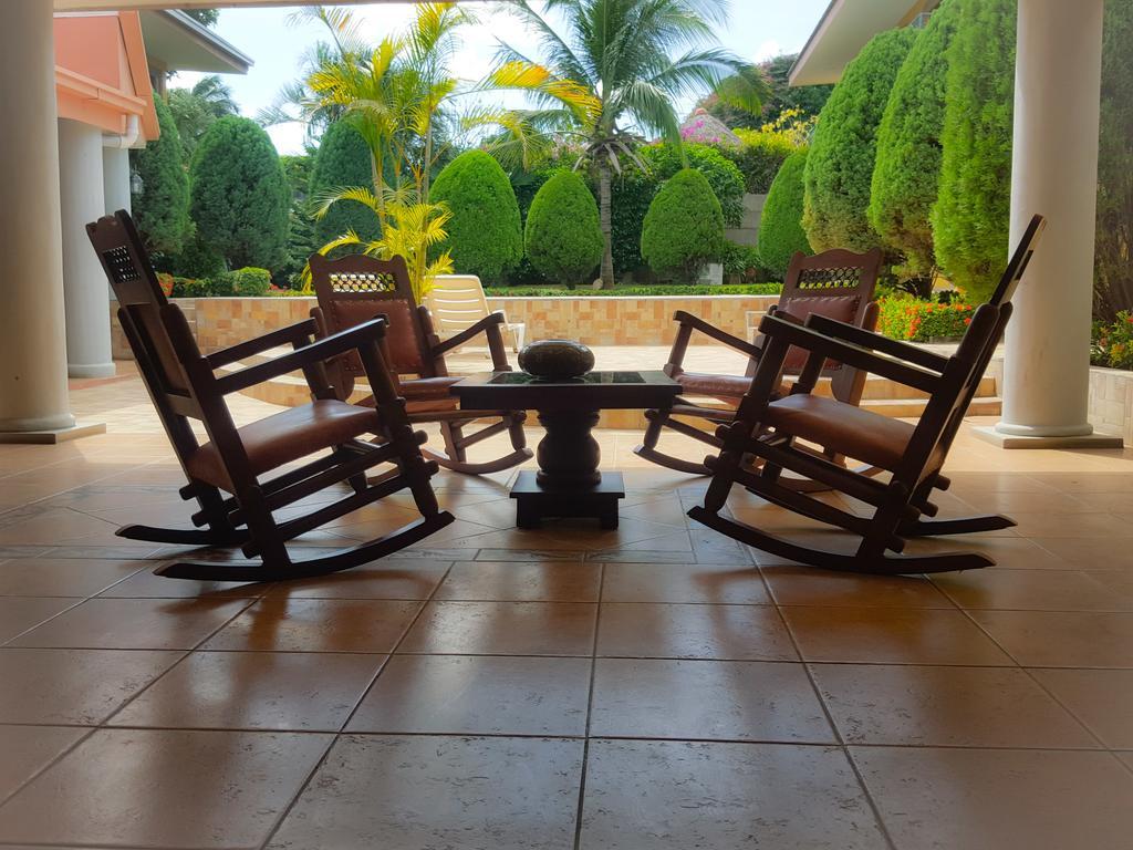 מנאגווה Hotel Los Pinos מראה חיצוני תמונה