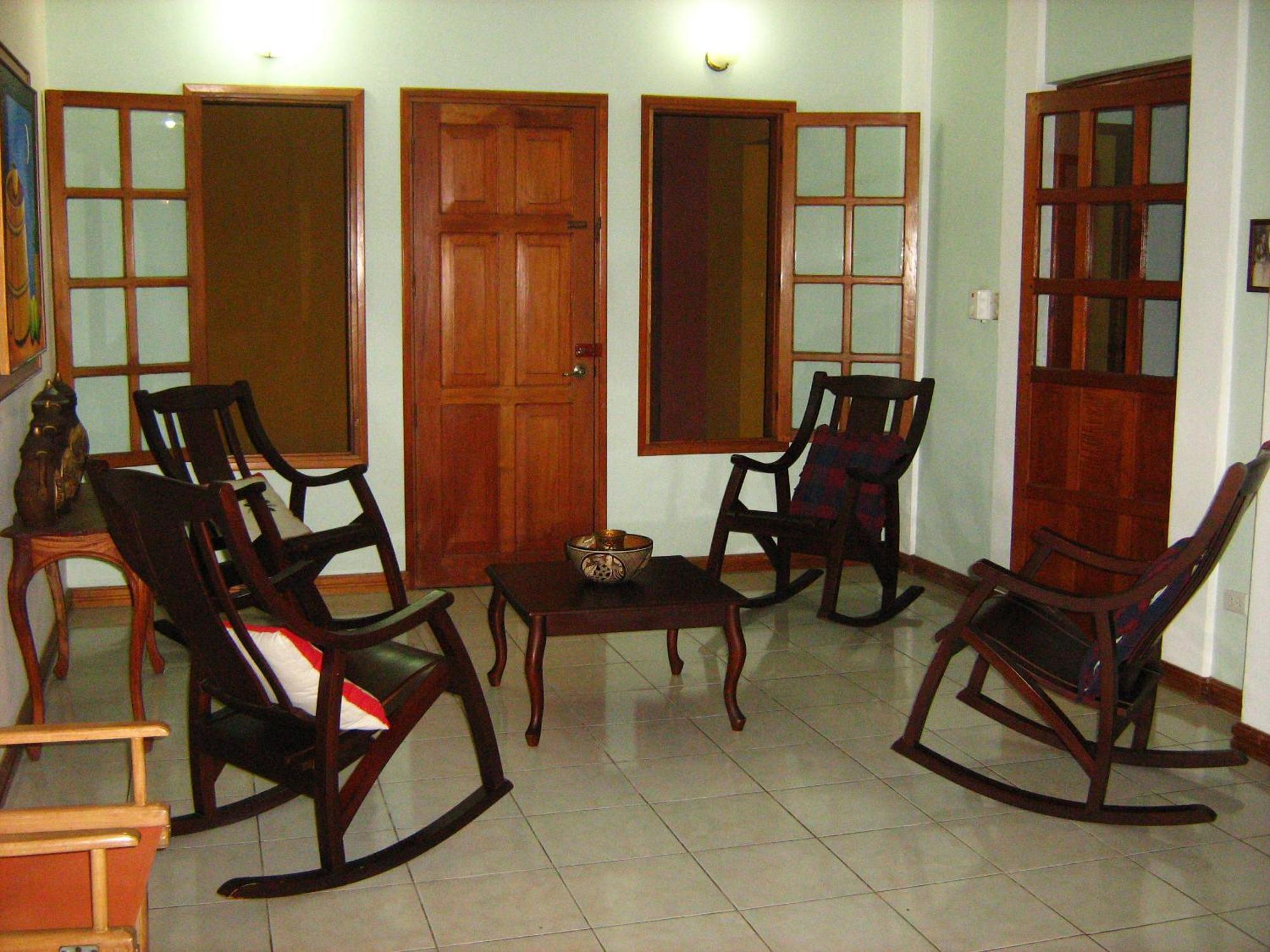 מנאגווה Hotel Los Pinos מראה חיצוני תמונה