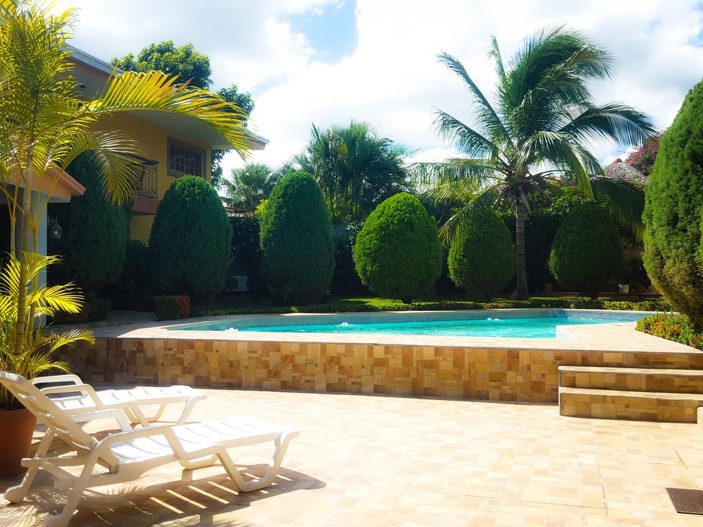 מנאגווה Hotel Los Pinos מראה חיצוני תמונה