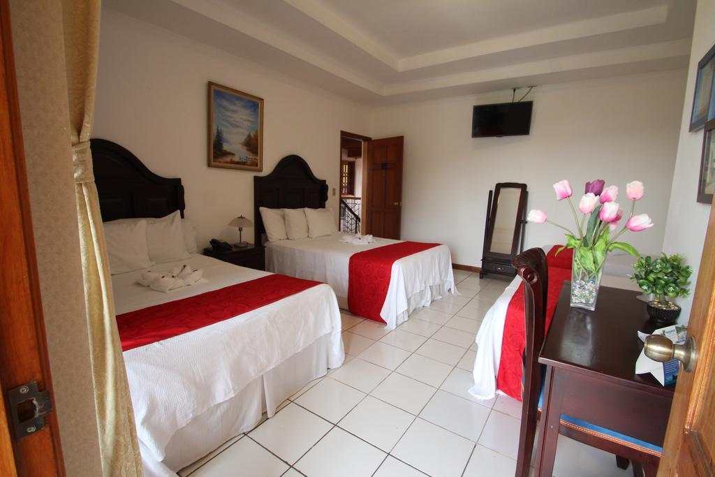 מנאגווה Hotel Los Pinos מראה חיצוני תמונה