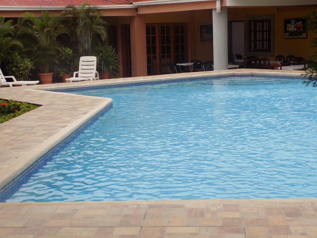 מנאגווה Hotel Los Pinos מראה חיצוני תמונה