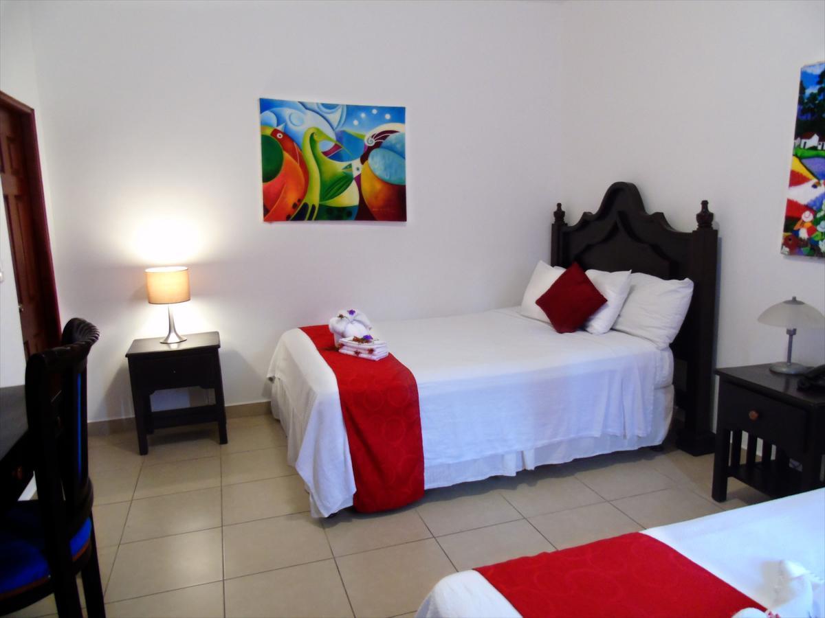 מנאגווה Hotel Los Pinos מראה חיצוני תמונה